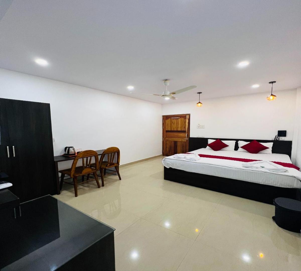 Sea Shore Residency Порт-Блэр Экстерьер фото