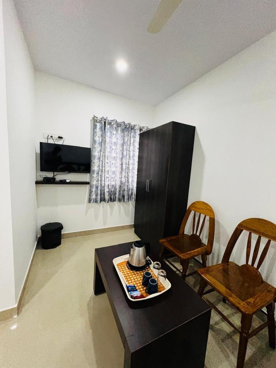 Sea Shore Residency Порт-Блэр Экстерьер фото