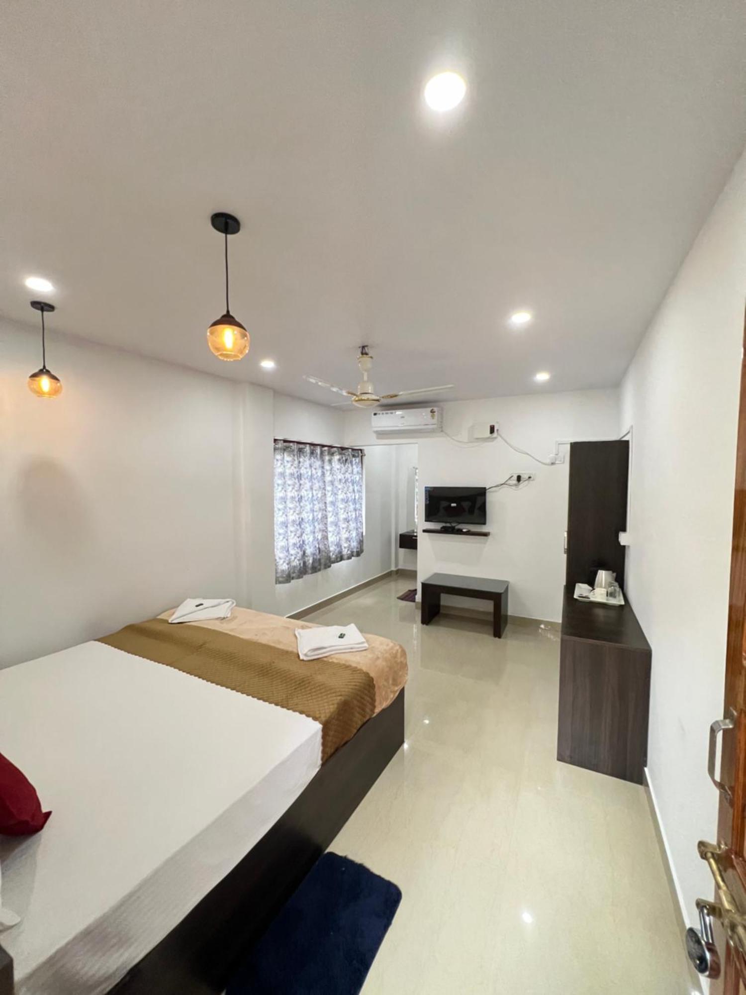 Sea Shore Residency Порт-Блэр Экстерьер фото